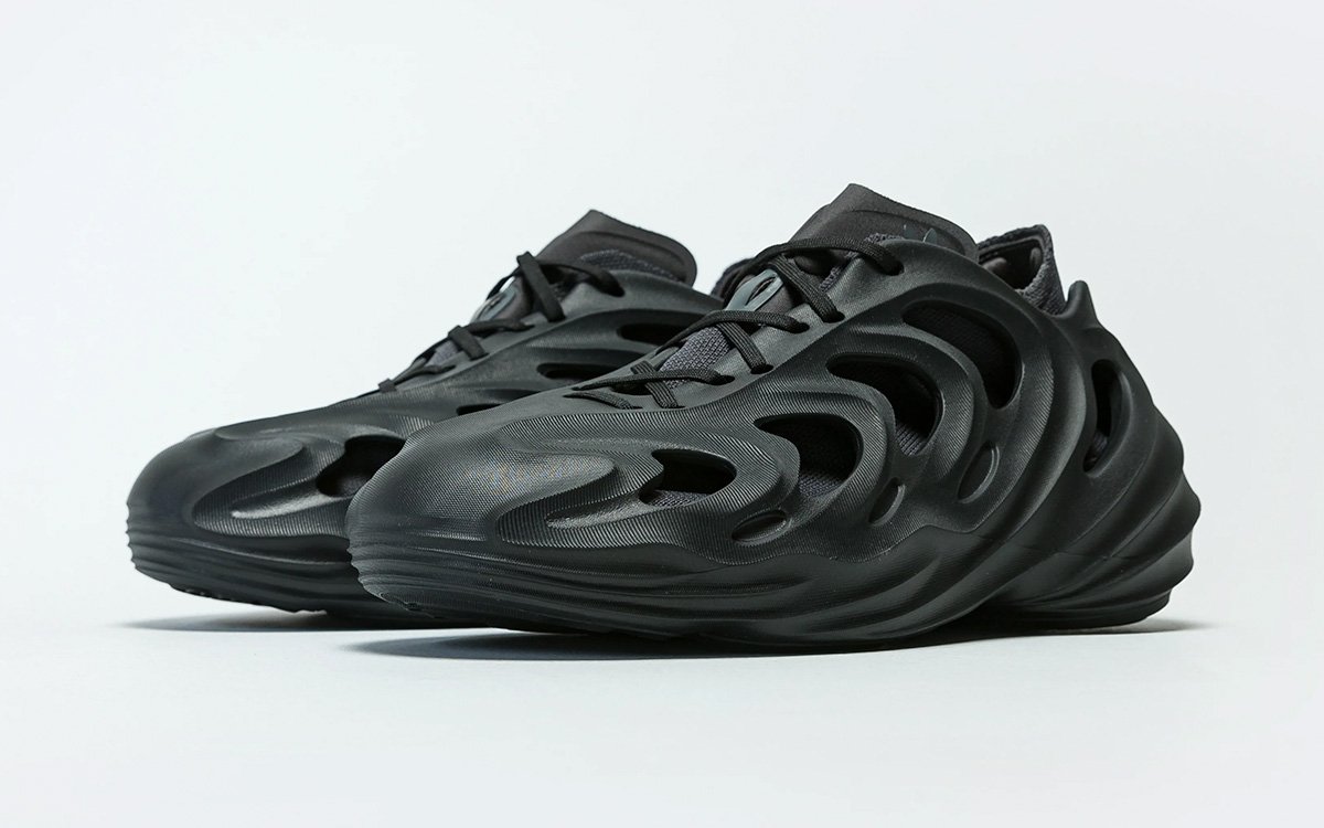 2022年発売！ adidas adiFOM Q “Black Carbon” | Shot Clock