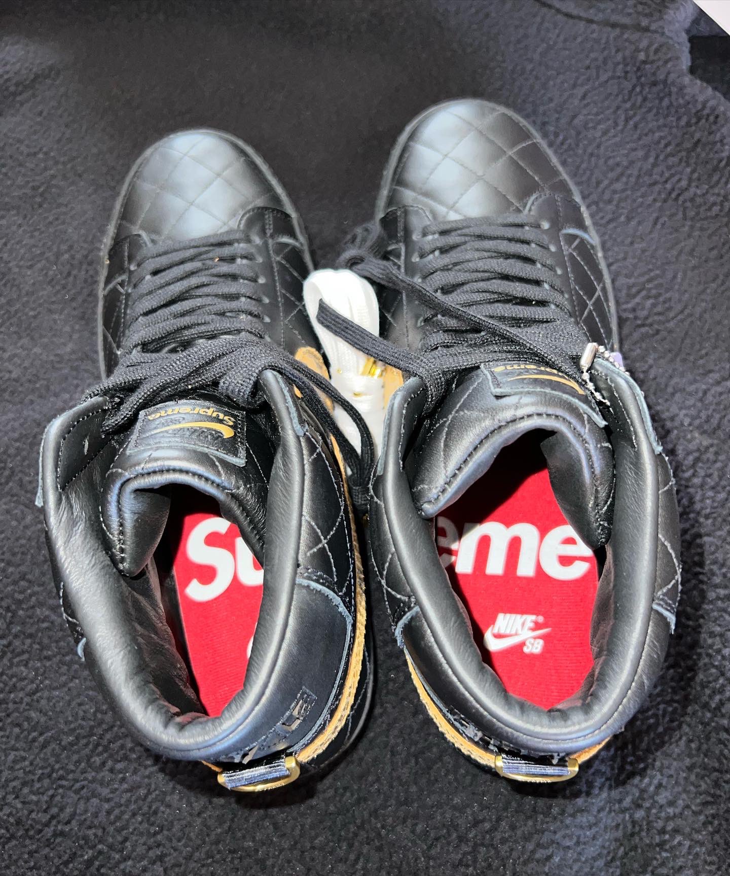 Supreme × Nike SB Blazer Mid Black