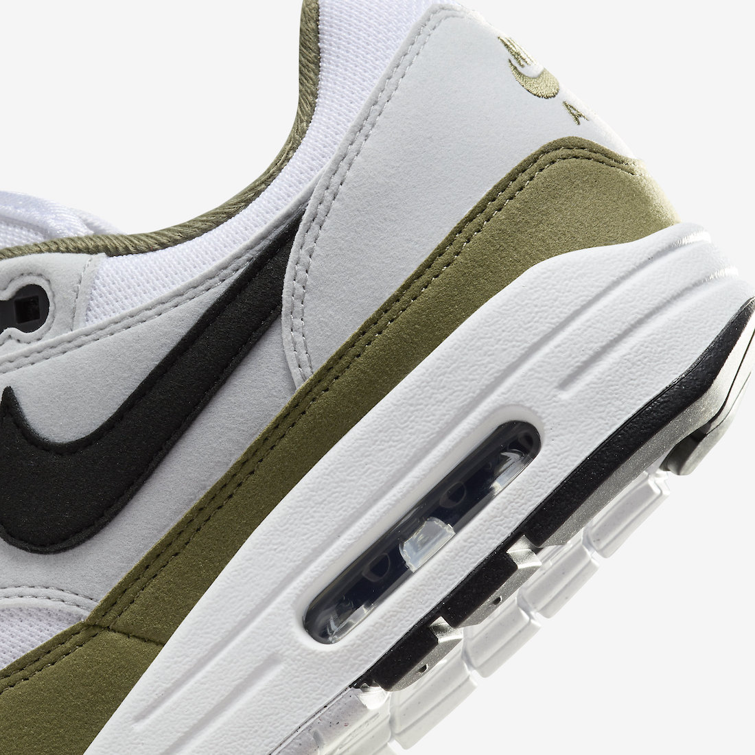 2023 10 12 Nike Air Max 1 Medium Olive Shot Clock